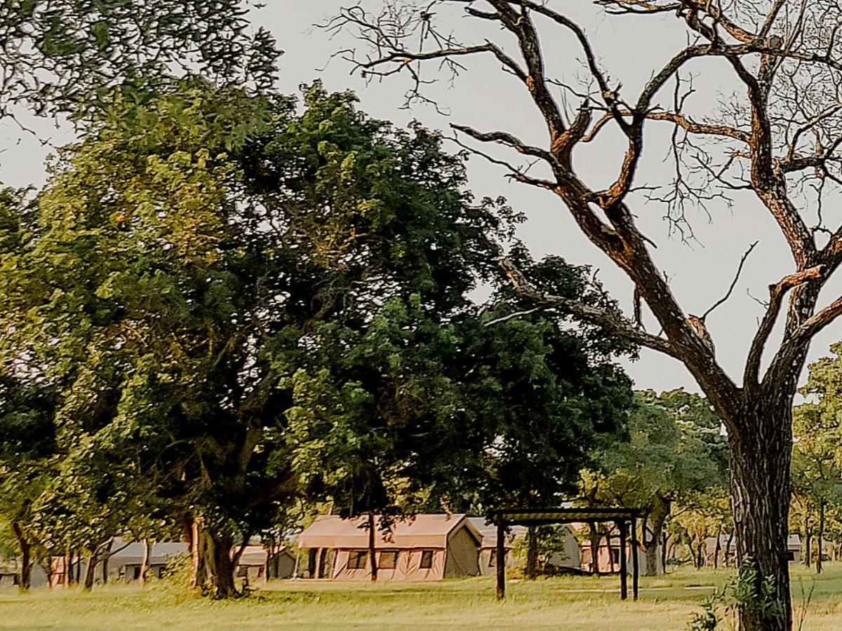 Unyati Safari Lodge Hectorspruit Extérieur photo